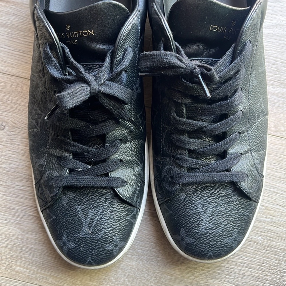 MENS LOUIS VUITTON MONOGRAM LUXEMBOURG SNEAKERS - Picture 3 of 8